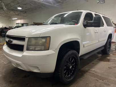 Used 2010 Chevrolet Suburban 2500 LT w/ Luxury Package