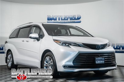 Certified 2024 Toyota Sienna Platinum