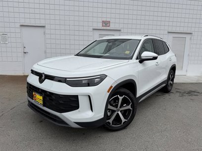 New 2025 Volkswagen Tiguan SE