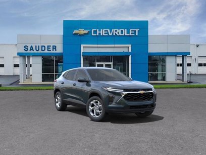 New 2025 Chevrolet Trax LS