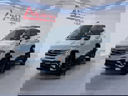Used 2022 Volkswagen Tiguan SE