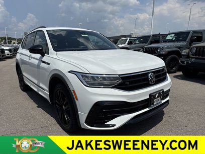 Used 2022 Volkswagen Tiguan SE R-Line