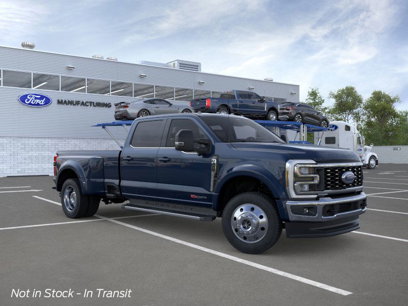 New 2025 Ford F450 Lariat w/ FX4 Off-Road Package