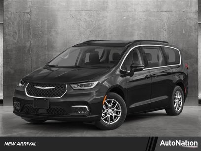 Used 2023 Chrysler Pacifica Touring-L