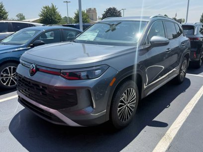 New 2025 Volkswagen Tiguan S