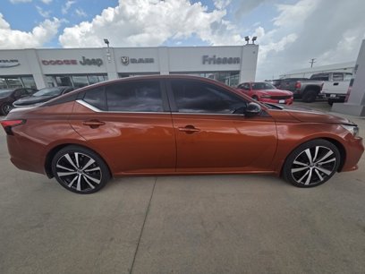 Used 2022 Nissan Altima 2.5 SR