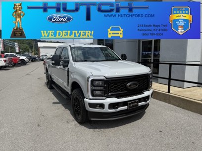 New 2025 Ford F250 Lariat w/ Black Appearance Package