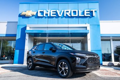 New 2025 Chevrolet Trax RS w/ Sunroof Package