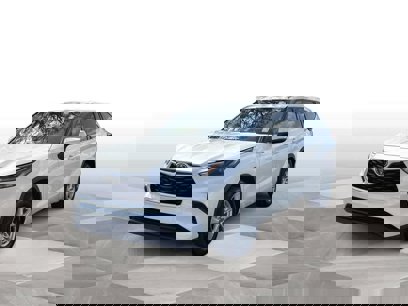 Used 2021 Toyota Highlander L