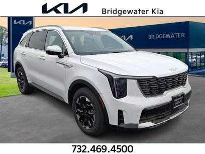 New 2025 Kia Sorento S