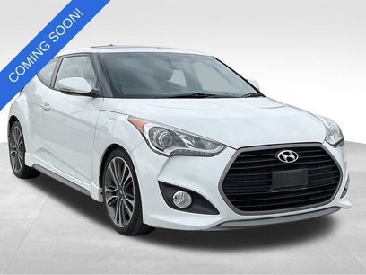 Used 2017 Hyundai Veloster Turbo w/ Tech Package 02