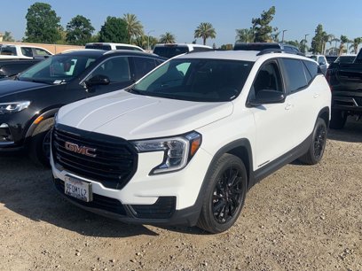 Used 2023 GMC Terrain SLE w/ Driver Convenience Package