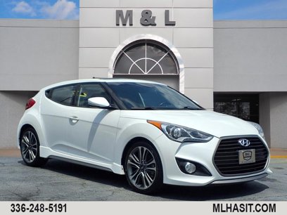 Used 2017 Hyundai Veloster Turbo w/ Tech Package 02