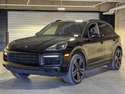 Certified 2023 Porsche Cayenne Platinum Edition