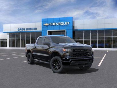 New 2025 Chevrolet Silverado 1500 Custom w/ LPO, Dark Essentials Package