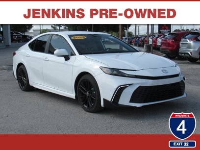 Used 2025 Toyota Camry SE