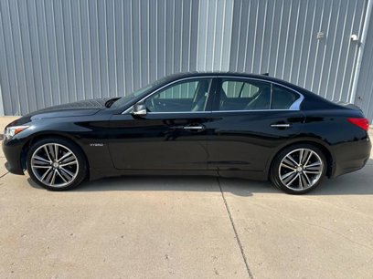 Used 2016 INFINITI Q50 Premium w/ Technology Package