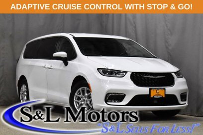 Certified 2023 Chrysler Pacifica Touring-L