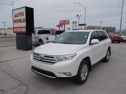 Used 2013 Toyota Highlander SE