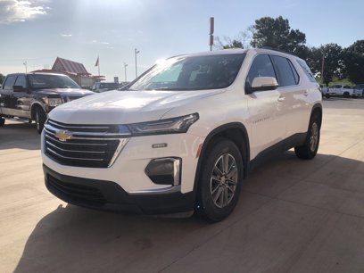 Used 2023 Chevrolet Traverse LT