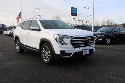 Used 2024 GMC Terrain SLT