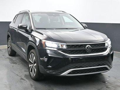 Used 2024 Volkswagen Taos SE w/ MDO Package