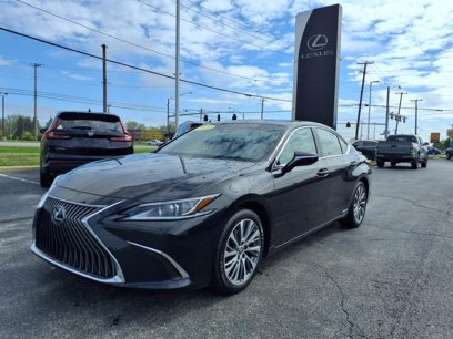 Used 2020 Lexus ES 300h w/ Premium Package