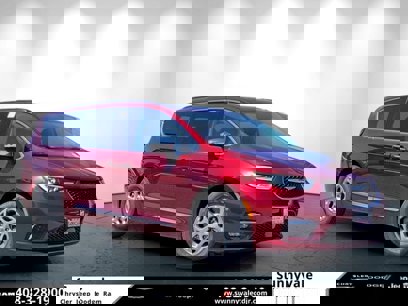 New 2023 Chrysler Pacifica Limited w/ Uconnect Theater Family Group
