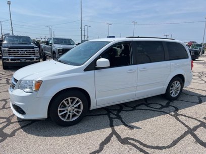 Used 2016 Dodge Grand Caravan SXT w/ Rear Park Assist Package