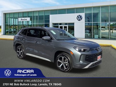 New 2025 Volkswagen Tiguan SE