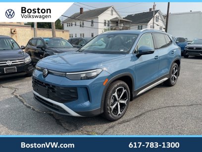 New 2025 Volkswagen Tiguan SE