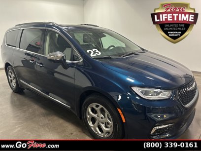 Used 2023 Chrysler Pacifica Limited
