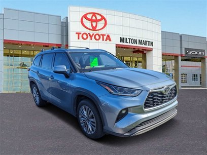 Used 2022 Toyota Highlander Platinum