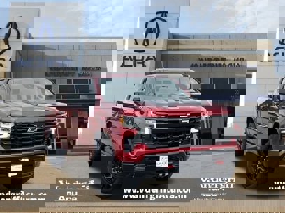 Used 2023 Chevrolet Silverado 1500 LT Trail Boss w/ Convenience Package II
