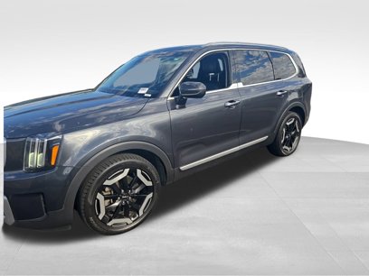 Used 2023 Kia Telluride S w/ S Sunroof Package