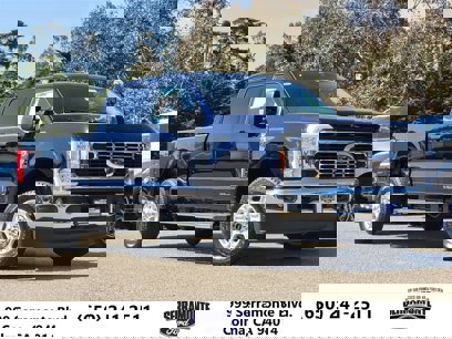 New 2025 Ford F250 XLT