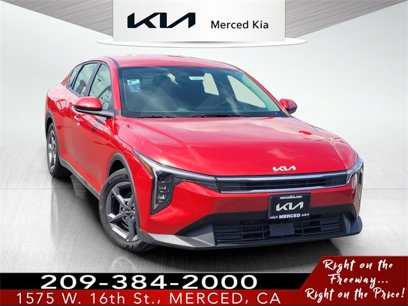 New 2025 Kia K4 LXS