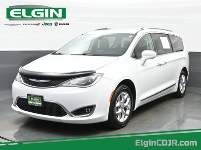 Used 2020 Chrysler Pacifica Touring-L w/ Tire & Wheel Group