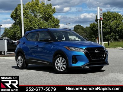 Used 2024 Nissan Kicks SR