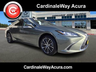 Used 2023 Lexus ES 300h w/ Premium Package