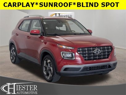 Used 2022 Hyundai Venue SEL w/ Cargo Package