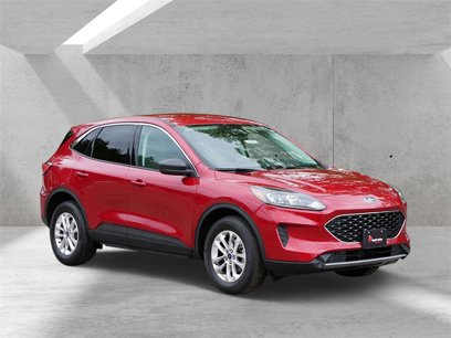 Certified 2022 Ford Escape SE w/ Cold Weather Package