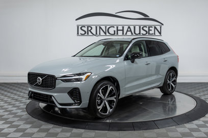 New 2025 Volvo XC60 B5 Ultra w/ Protection Package Premier