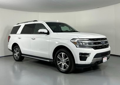 Used 2023 Ford Expedition Limited