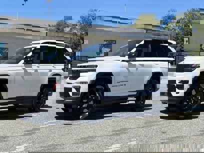 New 2025 Jeep Grand Cherokee Limited