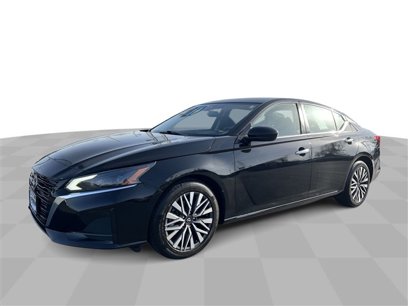Used 2023 Nissan Altima 2.5 SV