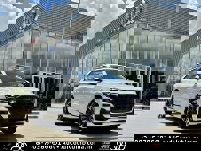 New 2025 Audi Q8 Premium Plus