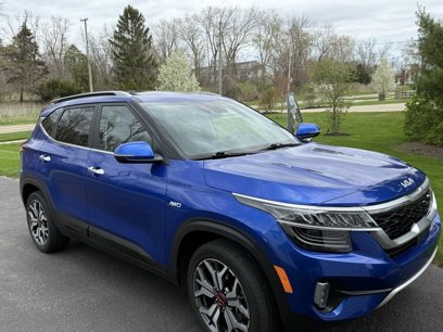 Used 2023 Kia Seltos SX w/ SX Sunroof Package