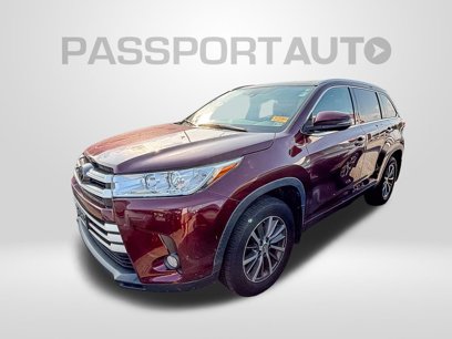 Used 2019 Toyota Highlander SE