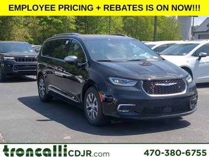 New 2025 Chrysler Pacifica Pinnacle